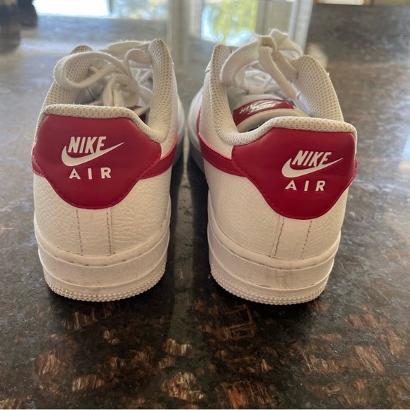 Nike airforce 1s size 7 womens EUC - Picture 5 of 5